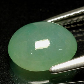 Jadeíta verde natural 2,01ct, corte oval, opaco