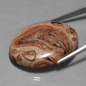 Jaspe multicolorido natural 85,37ct, corte oval, opaco