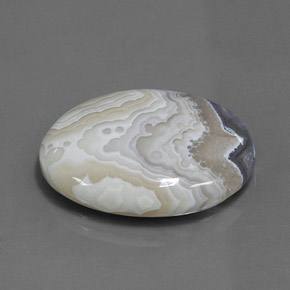 Jaspe multicolorido natural 21,45ct, corte oval, opaco