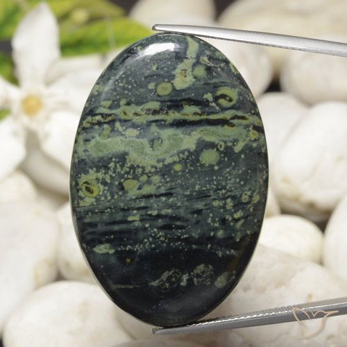 56.84ct Natural Multicolorido Jaspe, oval, Opaco