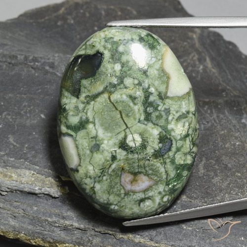 28.77ct Natural Multicolorido Jaspe, oval, Opaco