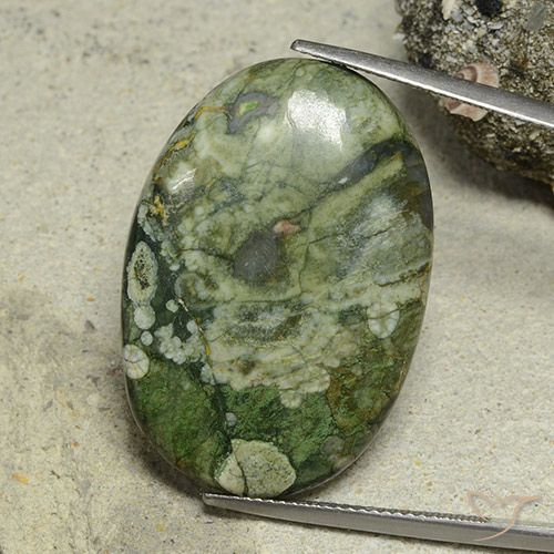 30.68ct Natural Multicolorido Jaspe, oval, Opaco