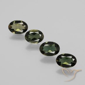 Pedras preciosas de Rupina de grãos Verde acastanhado natural de 1.63 ct, oval, VVS-VS