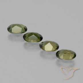 Pedras preciosas de Rupina de grãos Marrom escuro natural de 2.56 ct, oval, VVS-VS