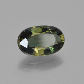 Kornerupina verde natural 2,24ct, corte oval, VVS-VS