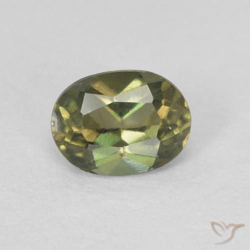0.27ct Natural Verde Floresta Quente Rupina de grãos, oval, VVS