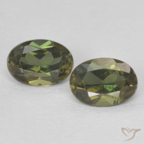 0.50ctw Natural Verde acastanhado Rupina de grãos, oval, VVS-VS