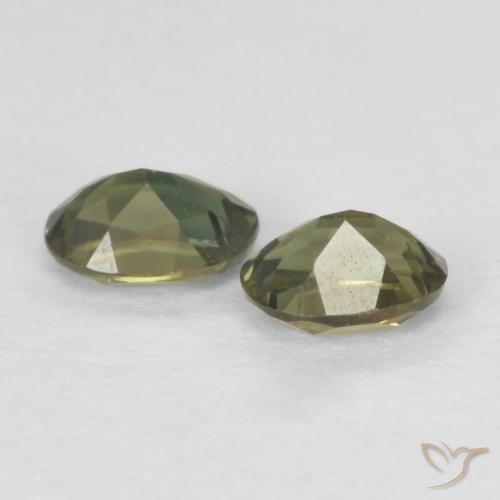 Pedras preciosas de Rupina de grãos Verde Floresta Quente natural de 0.26 ct, oval, VS
