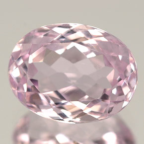 Kunzita rosa natural 2,34ct, corte oval, VS