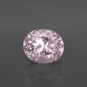 Kunzita rosa natural 4,82ct, corte oval, VVS-VS