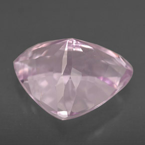 Kunzita rosa natural 7,41ct, trillion, VVS-VS