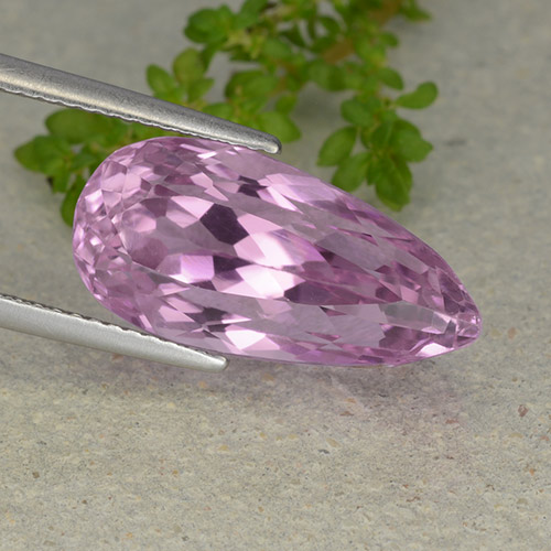 Kunzita rosa natural 11,23ct, formato de pêra, VS