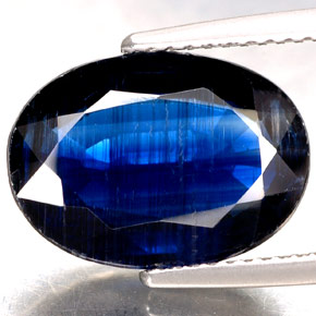 Cianita azul natural 6,50ct, corte oval, VS