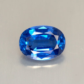 Cianita azul natural 1,56ct, corte oval, VS