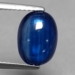 Cianita azul natural 3,77ct, corte oval, translúcido