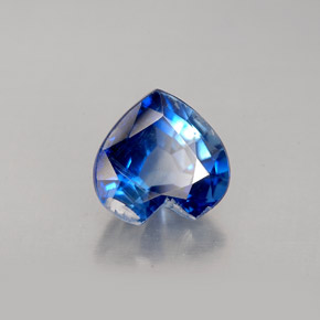 Cianita azul natural 2,15ct, formato de coração, VS-SI