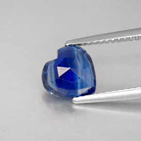 Cianita azul natural 2,19ct, formato de coração, VS