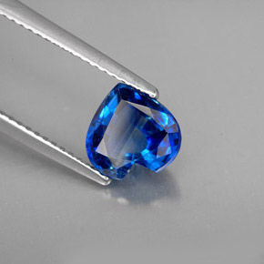 Cianita azul natural 2,12ct, formato de coração, VS
