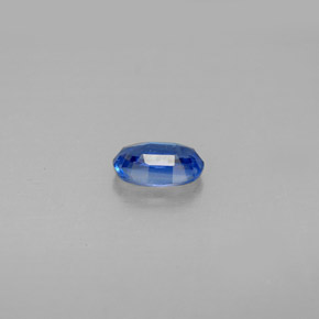 Cianita azul natural 0,62ct, corte oval, VS