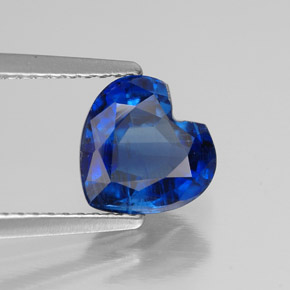 Cianita azul natural 2,30ct, formato de coração, VS-SI