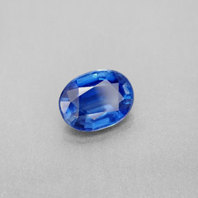 Cianita azul natural 2,29ct, corte oval, VS-SI