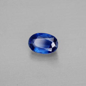 Cianita azul natural 0,80ct, corte oval, VS-SI