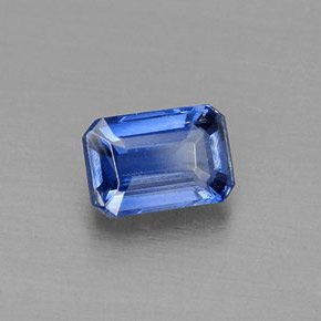Cianita azul natural 0,77ct, corte esmeralda, VS