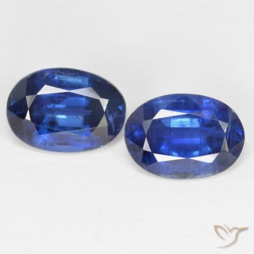 1.85ctw Natural Azul escuro Dianita, oval, SI