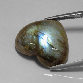 Labradorita multicolorido natural 11,96ct, formato de coração, translúcido