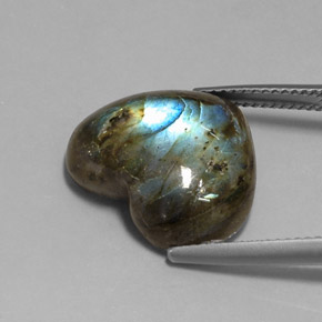 Labradorita multicolorido natural 11,69ct, formato de coração, translúcido