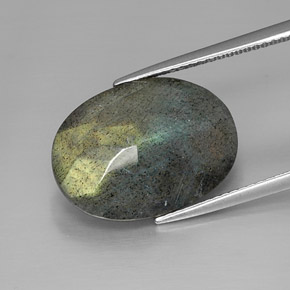 Labradorita multicolorido natural 10,03ct, corte oval, opaco