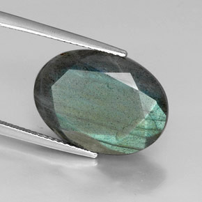 Labradorita multicolorido natural 12,25ct, corte oval, opaco