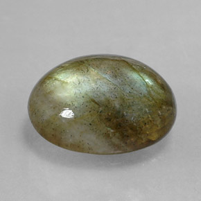 Labradorita multicolorido natural 2,81ct, corte oval, opaco