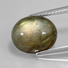 Labradorita multicolorido natural 4,58ct, corte oval, opaco