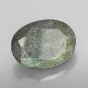 Labradorita multicolorido natural 10,81ct, corte oval, translúcido