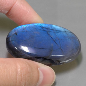 Labradorita multicolorido natural 93,88ct, corte oval, translúcido
