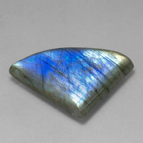 Labradorita multicolorido natural 30,50ct, forma extravagante, translúcido