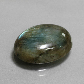 Labradorita multicolorido natural 8,06ct, corte oval, translúcido