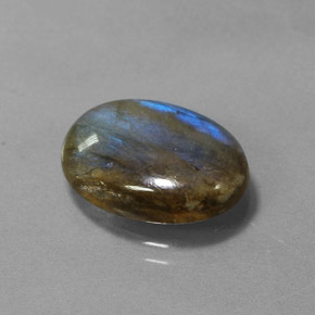 Labradorita multicolorido natural 6,83ct, corte oval, translúcido