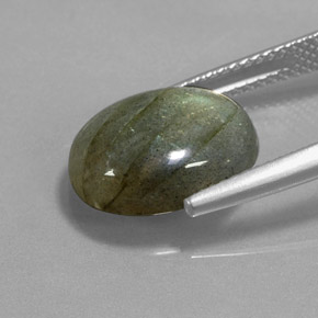 Labradorita multicolorido natural 5,31ct, corte oval, translúcido