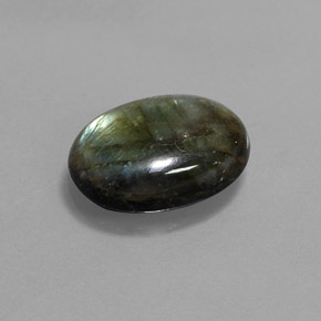 Labradorita multicolorido natural 7,29ct, corte oval, opaco