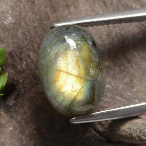 Labradorita multicolorido natural 9,03ct, corte oval, translúcido