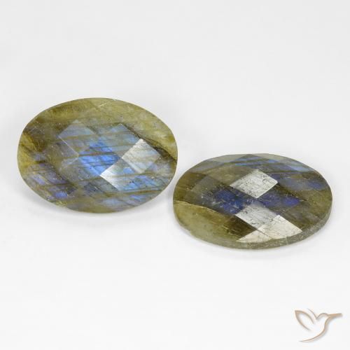 Pedras preciosas de Labradorita Multicolorido natural de 13.71 ct, oval, Translúcido