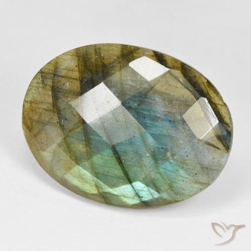 Labradorita Multicolorido Natural 26.37ct, oval, Opaco