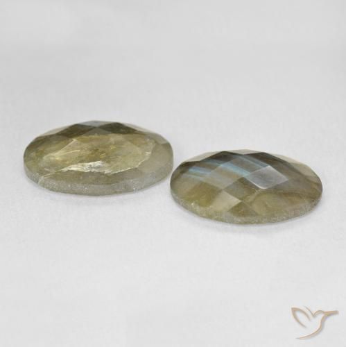 Pedras preciosas de Labradorita Multicolorido natural de 15.34 ct, oval, Translúcido