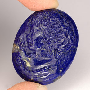 Lápis-lazúli violeta natural 43,25ct, forma extravagante, opaco
