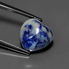 Lápis-lazúli azul natural 6,07ct, formato de coração, opaco