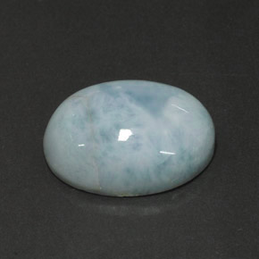 Larimar verde natural 9,28ct, corte oval, opaco