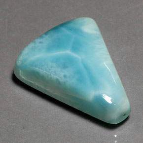 Larimar azul natural 35,80ct, forma extravagante, opaco