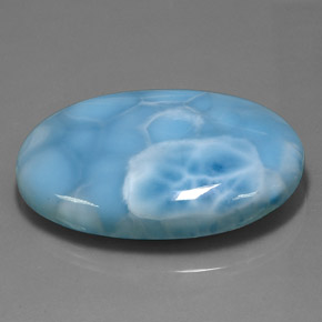 Larimar azul natural 149,60ct, corte oval, opaco
